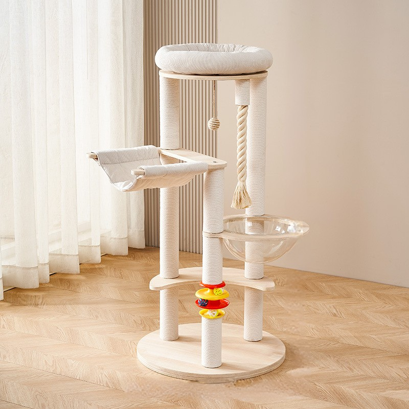 Pourquoi mon chat n’utilise pas son arbre à chat ? (causes & solutions)